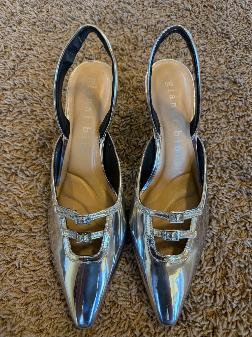 Gianni Bini 👠 pointed